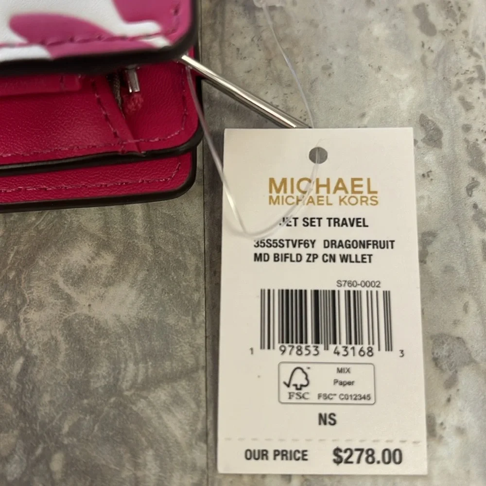 Michael Kors Jet Set Medium Floral Print Bi-Fold Wallet
Dragonfruit
NWT
Pink - Picture 7 of 16